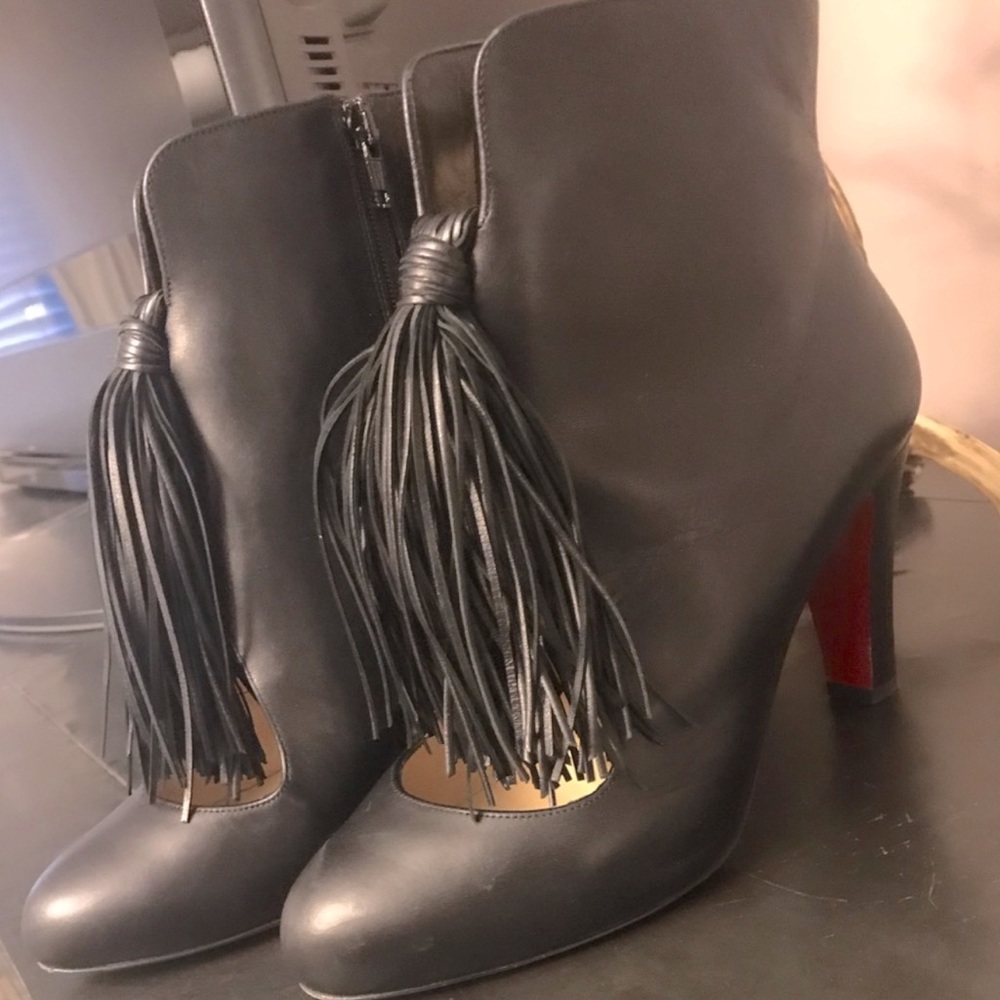 Christian Louboutin Christina 85 ankle tassel booties 39.5, fits like size 8 US.